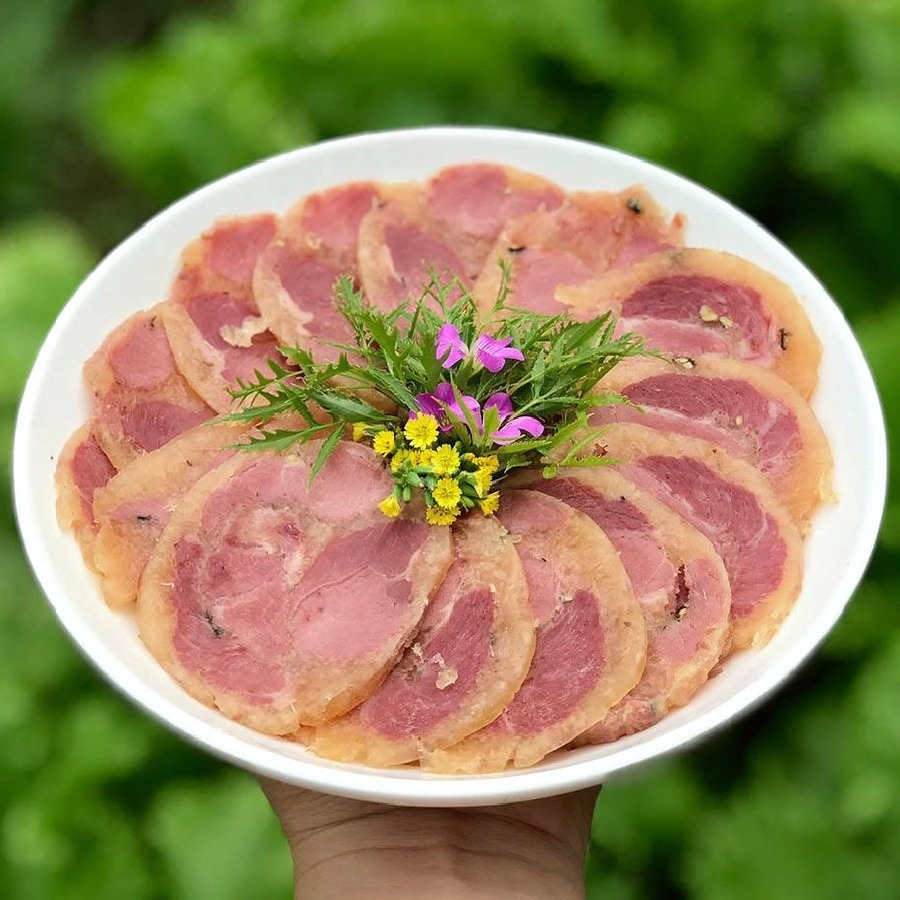 Giò me Lâm Ngọc