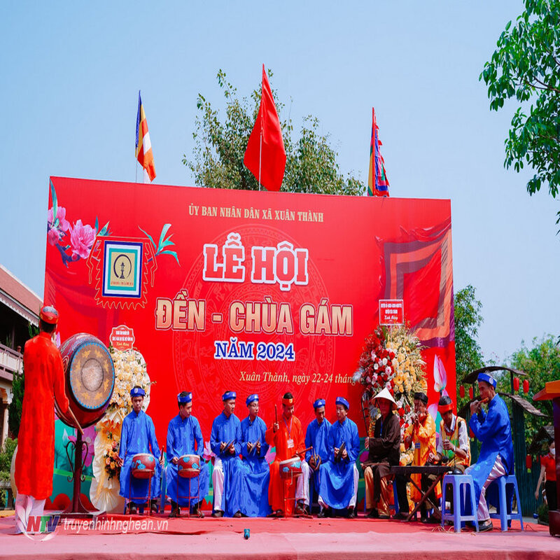 Điểm du lịch sinh thái tâm linh Đền - Chùa rú Gám