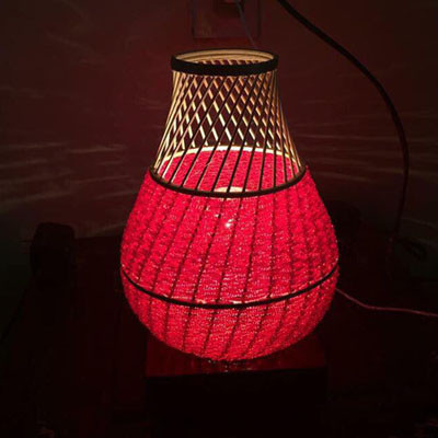 Đèn để bàn hạt cườm